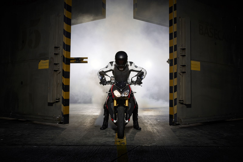 Illustration for article titled The BMW S 1000 R – New High-Performance Roadster Based On The S 1000 RR